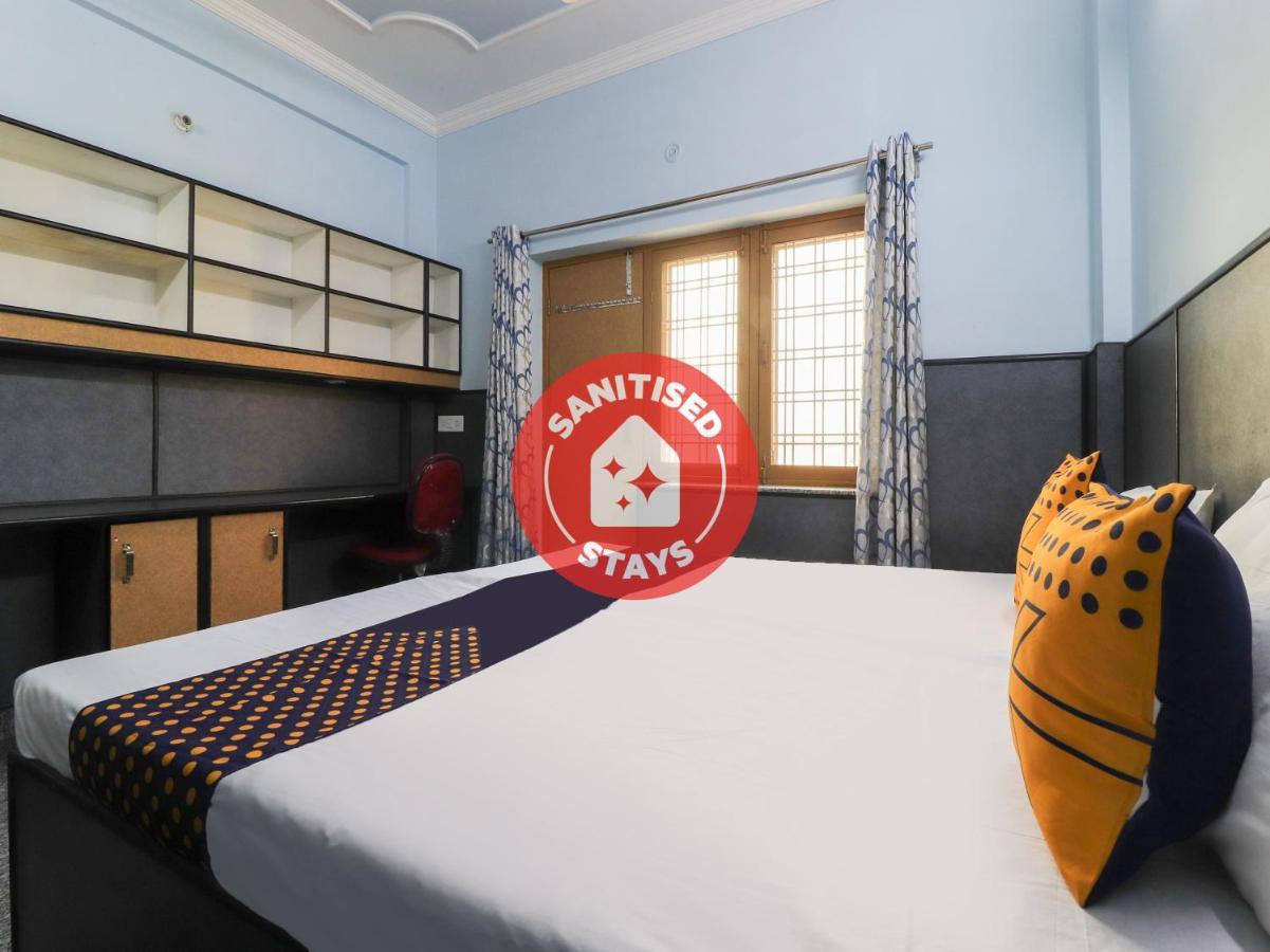 Spot On 82236 Aryan Home Stay Jhājra Екстериор снимка
