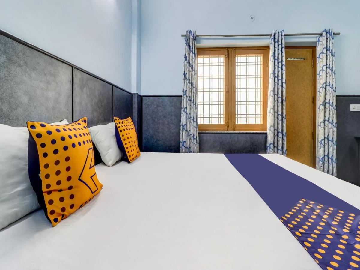 Spot On 82236 Aryan Home Stay Jhājra Екстериор снимка