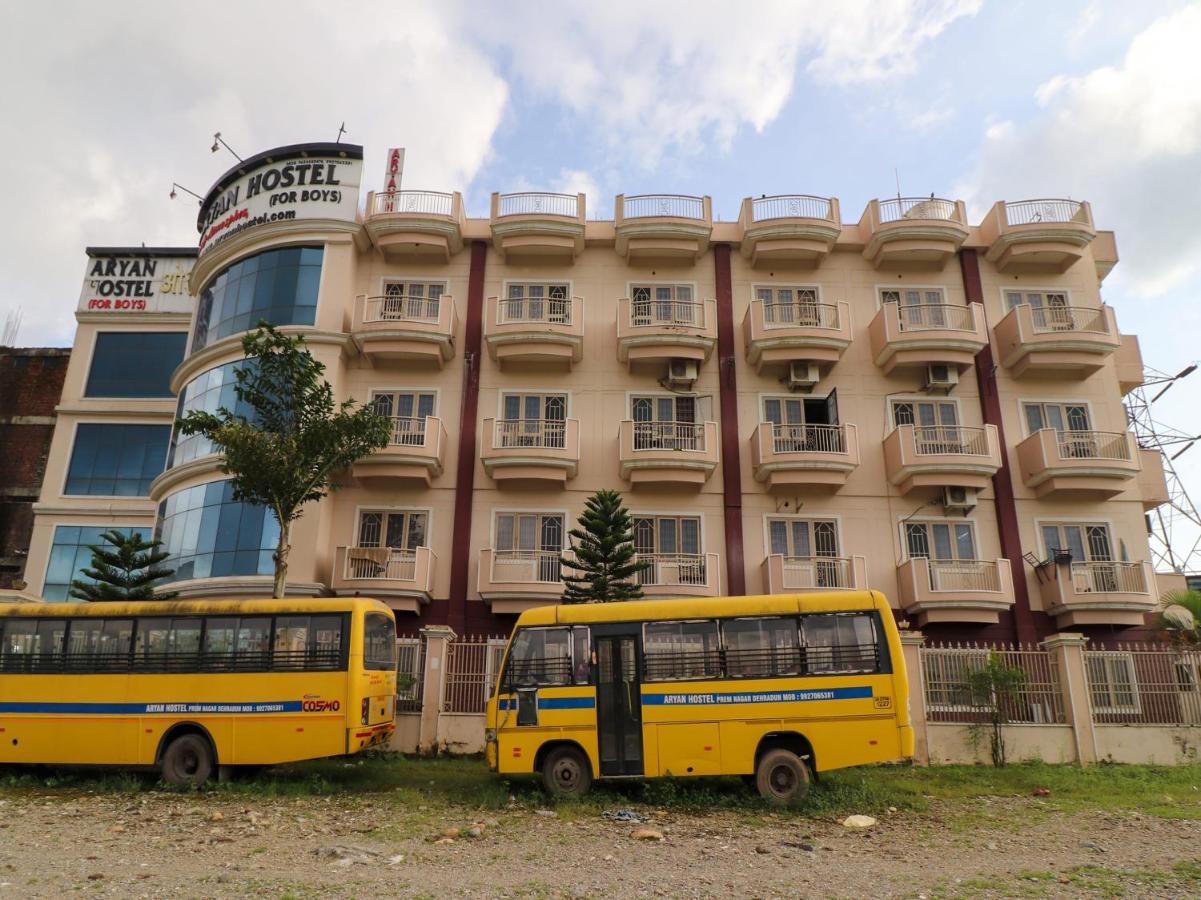 Spot On 82236 Aryan Home Stay Jhājra Екстериор снимка